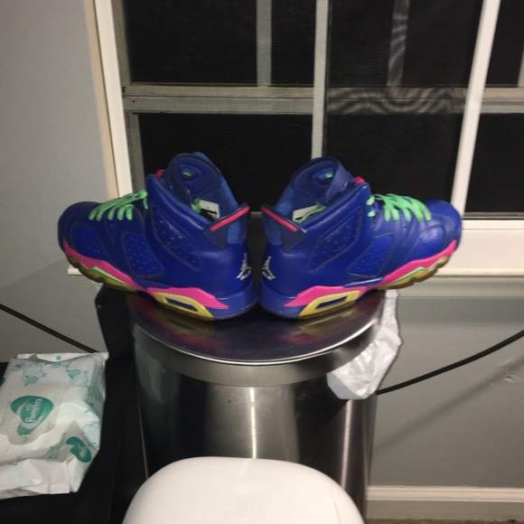 Air Jordan Retro Royal Blue VI Anacondas (Nikki) - Picture 3 of 8